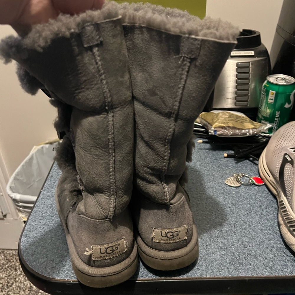 Gray Uggs
